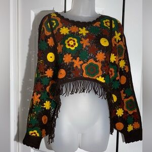 House of Harlow 1960 NWT Crochet Floral Fringe Poncho – One Size Brown AA10